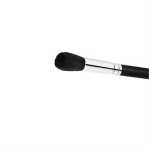 MAC 109 S Small Contour Brush